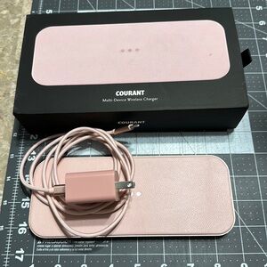 Courant wireless multi device iPhone charger